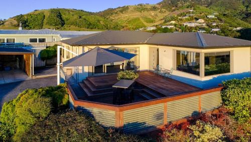 Atawhai House | Sea Views and Sunsets in Nelson