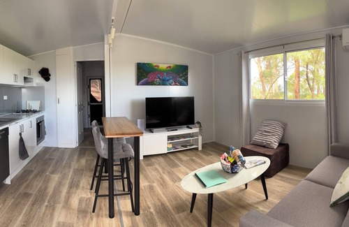 Coffs Harbour Cabin | SEA VIEWS NEST