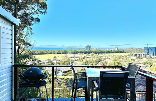 Coffs Harbour Cabin | SEA VIEWS NEST