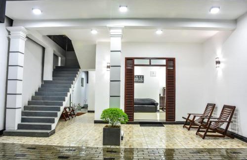 Hikkaduwa Bed & Breakfast | Sea Yo Villa Hikkaduwa