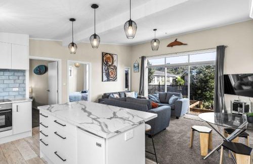 Waihi Beach House | Sea you on Leo