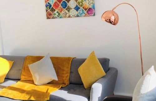 Blyth Apartment | SeaBreeze Apartment is real lovely beachside apartment away from the bustle city