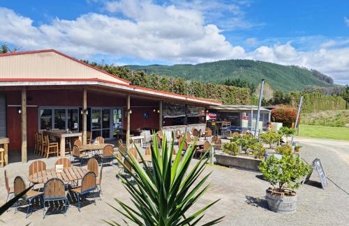 Whenuakite Resort | Seabreeze Holiday Park