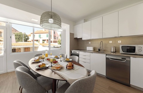 Consolacao Villa | SeaBreeze Residence - 2 minutes from the beach