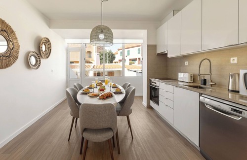 Consolacao Villa | SeaBreeze Residence - 2 minutes from the beach