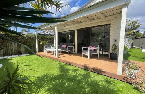 Mermaid Beach Villa | Seabreeze Villa on Mermaid Beach/Broadbeach
