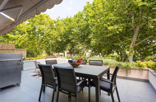 Sant Feliu de Guixols Apartment | SeaBreezeHeaven - Sea View Apartment, Pool & Spacious Terrace with BBQ - 50m from Sant Pol Beach