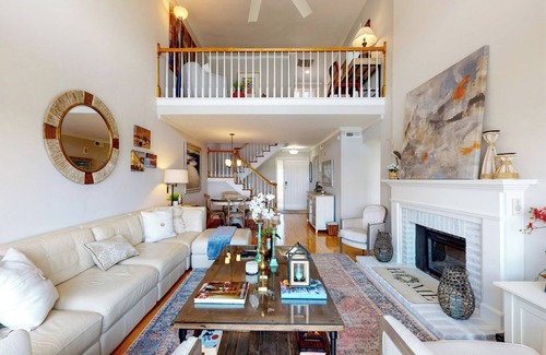 Bohicket Marina Village Villa | Seabrook Exclusives | 1967 Bohicket Marina