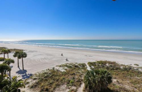 Redington Shores House | Seaclusion Beach Townhome