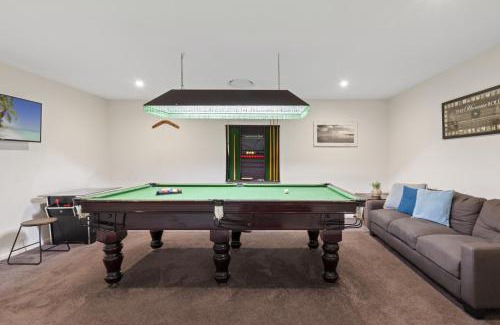 Broadbeach Waters House | Seaclusion Broadbeach