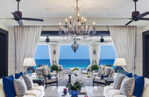 Derricks Villa | Seaclusion - Luxury 6 bedroom beachfront villa with private pool in Barbados - Contact Today To Book