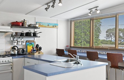 Separation Creek House | Seaclusion - Private Access To Beach Pet Friendly
