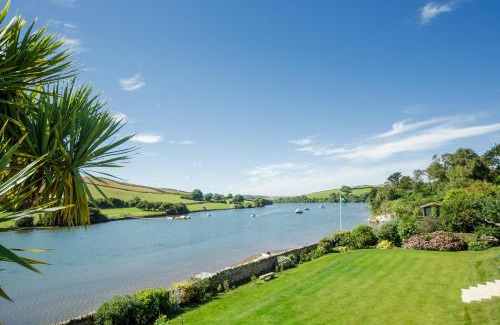 Chillington House | Seaflowers