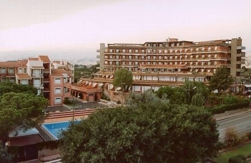 Porticato Apartment | Seafront 2-Rooms Apartment With Perfect View Over the Sea and Etna