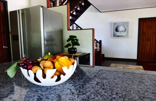 Kamala House | Seafront 3 bedrooms en-suite.