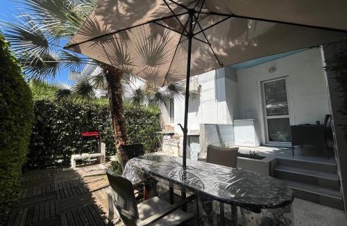 Porto d'Ascoli Apartment | Seafront