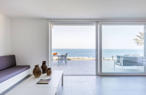 Costa Saracena-Castelluccio Villa | Seafront villa with jacuzzi and direct access to the sea