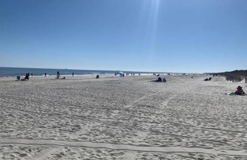 Hilton Head Island Apartment | SeaGem-Beautiful Oceanview! Many Upgrades New Reno