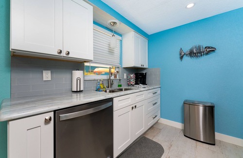 Englewood Villa | Seaglass Inn at the Beach Shack Just one block from the beach!