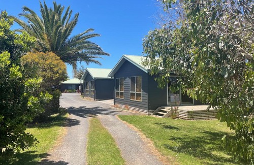 Peterborough Hotel | Seahorse Coastal Villas