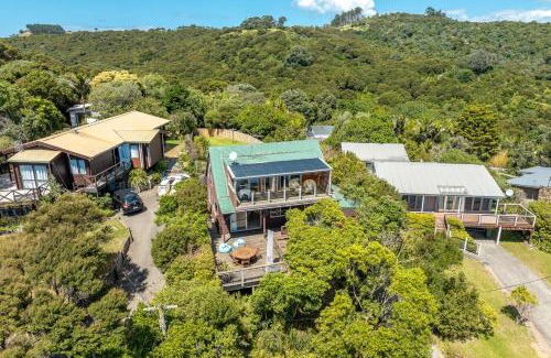 Onetangi House | Seahorse Cottage - Stay Waiheke