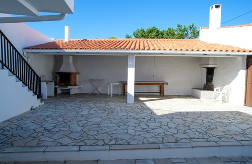 Alcobaca Apartment | Seaing House II