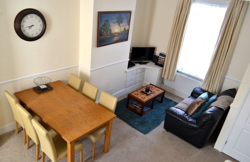 Sittingbourne House | Seam Terrace - Home from Home