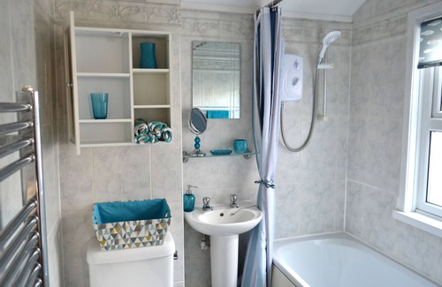 Sittingbourne House | Seam Terrace - Home from Home