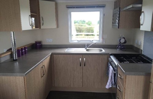 Ingoldmells House | Seascape - 2 bed caravan next to Fantasy Island Ingoldmells, dog friendly