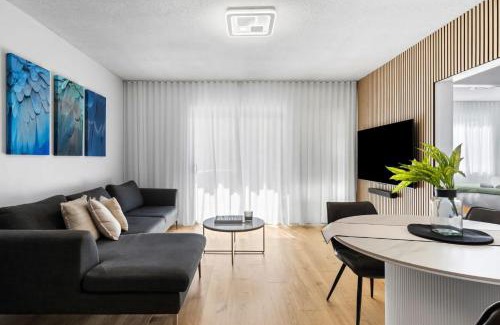 Merewether Apartment | Seascape 500m to Merewether Ocean baths