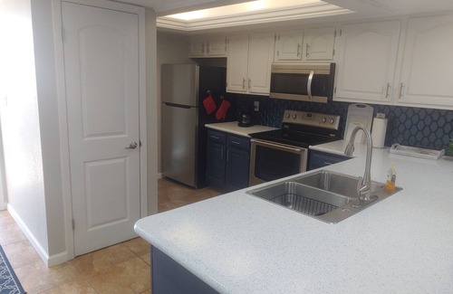 South Padre Island Condo | SEASCAPE CONDOS 301 Minutes from the Beach