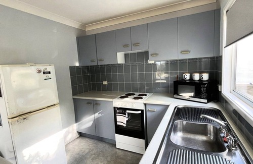 Minnie Water Apartment | Seascape Downstairs, TOP NOTCH