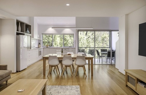 Dunsborough Apartment | Seascape Luxury Studio 2