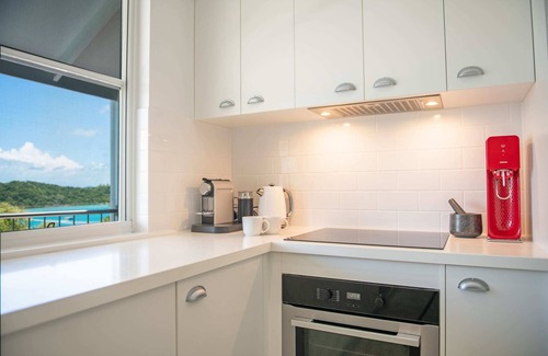 Shute Harbour House | Seascape on Shutehaven - Adults Only