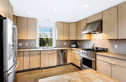 Sag Harbor House | Seashell – Short Walk to Long Beach, Heated Pool & Best Sunsets in the Hamptons