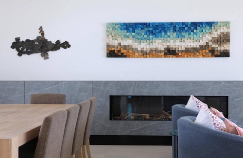 North Avoca House | SEASHORE | Beachfront, Ocean Views, WiFi | Accom Holidays