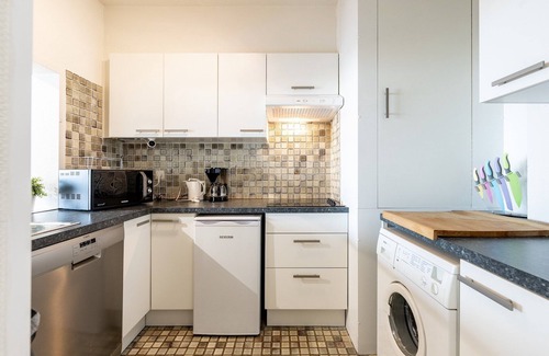 Blankenberge Apartment | Seaside Apartment in Zeedijk near the Beach