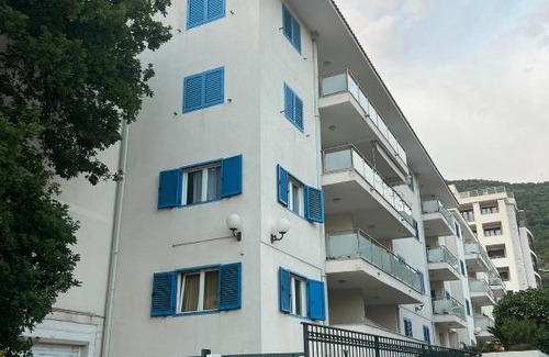 Becici Apartment | Seaside Apartment in Becici