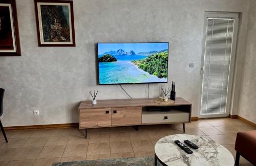 Becici Apartment | Seaside Apartment in Becici