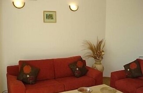 Balchik Apartment | Seaside Apartment with Shared Pool, BBQ Area and Sea View