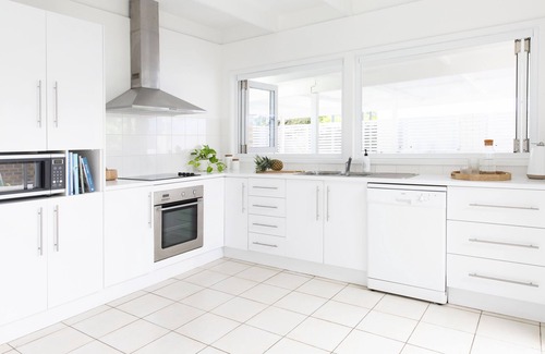 Suffolk Park House | seaside beach houses