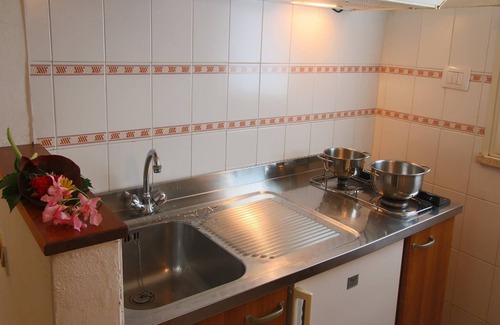 Giannella Apartment | Seaside Comfort in Giannella