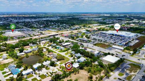 Fort Myers Beach House | Seaside Elegance 3 Mi to FM Beach Paradise Sleep 6