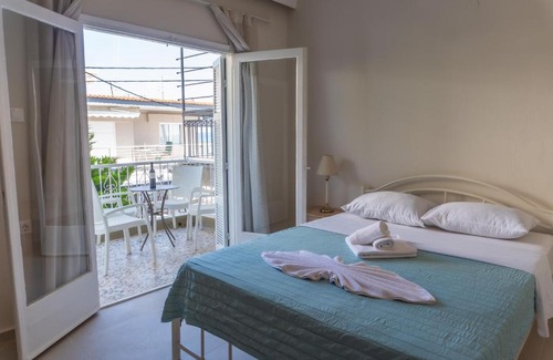 Kallikratia Apartment | Seaside Escape by Infinity