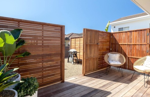 Dolphin Point House | Seaside Escape - The ultimate beachside retreat nestled on the shores of Dolphin Point Beach