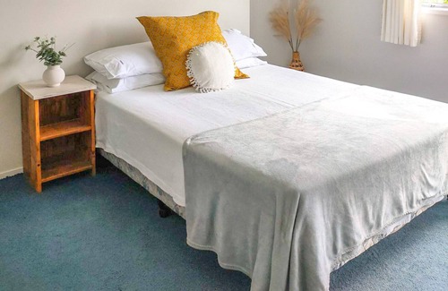 Pukehina House | Seaside Family Escape - bring the pets too!