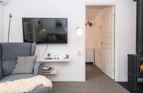 Trans House | Seaside Fun Retreat-By Traum