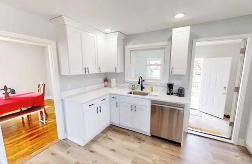 Swampscott House | Seaside Getaway Home, Near Salem, Comes with Free Parking & Wi-Fi!