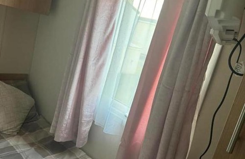 Clacton-on-Sea Apartment | Seaside Haven Retreat in Clacton-on-Sea