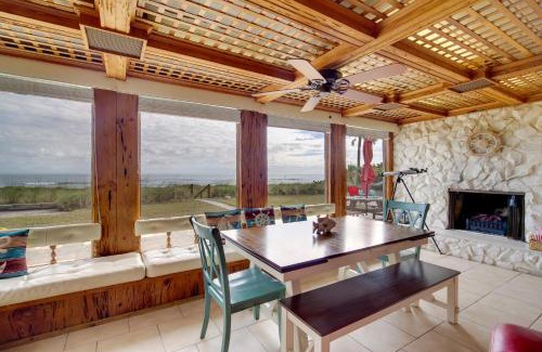 Ocean Park Apartment | Seaside Home on the Space Coast with Beach Access!